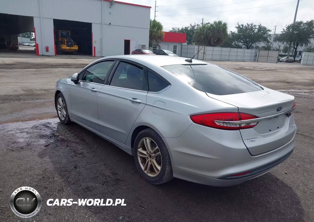 2018 Ford Fusion Se VIN:3FA6P0HD4JR157387 - 3