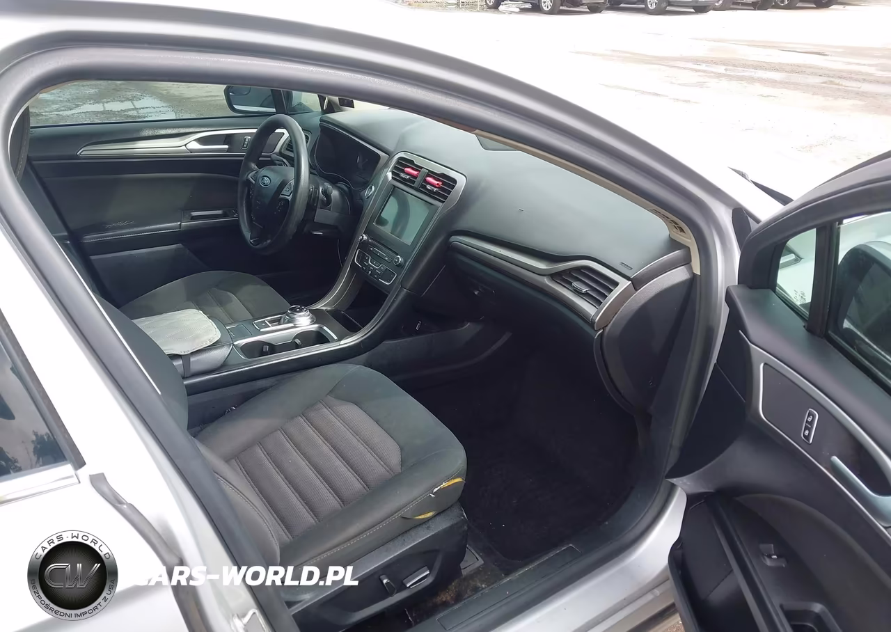 2018 Ford Fusion Se VIN:3FA6P0HD4JR157387 - 5