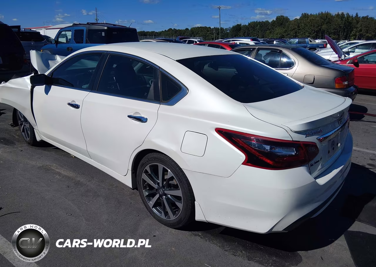 2017 Nissan Altima 2.5 Sr VIN:1N4AL3AP4HC216698 - 3