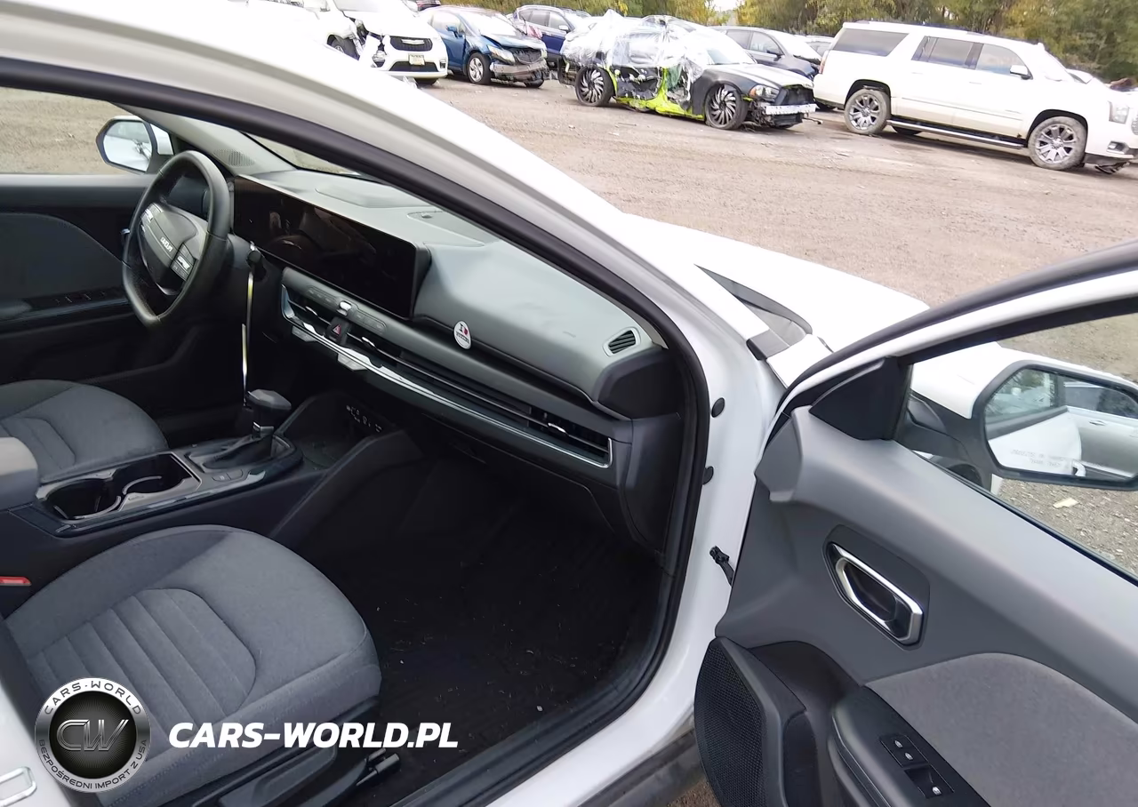 2025 Kia K4 Ex VIN:3KPFU4DE5SE057929 - 5