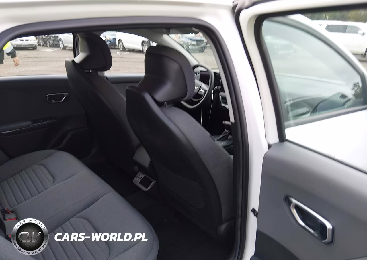 2025 Kia K4 Ex VIN:3KPFU4DE5SE057929 - 8