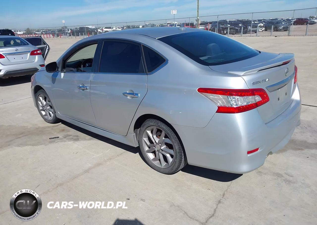 2015 Nissan Sentra Sr VIN:3N1AB7APXFY282961 - 3