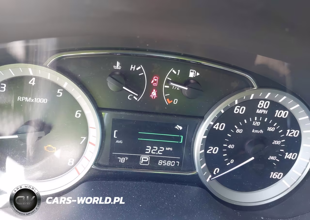 2015 Nissan Sentra Sr VIN:3N1AB7APXFY282961 - 7