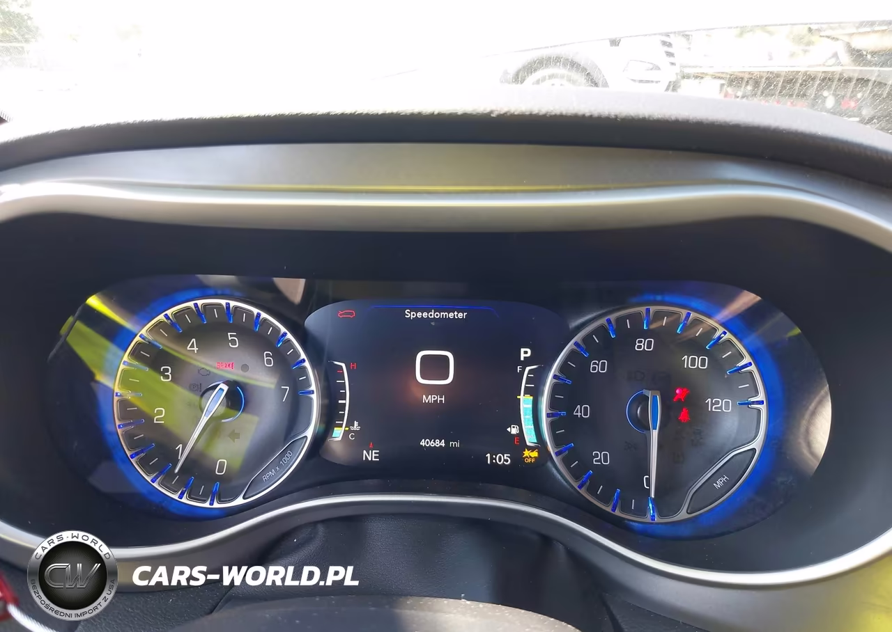 2025 Chrysler Pacifica Select VIN:2C4RC1BG6SR569832 - 7