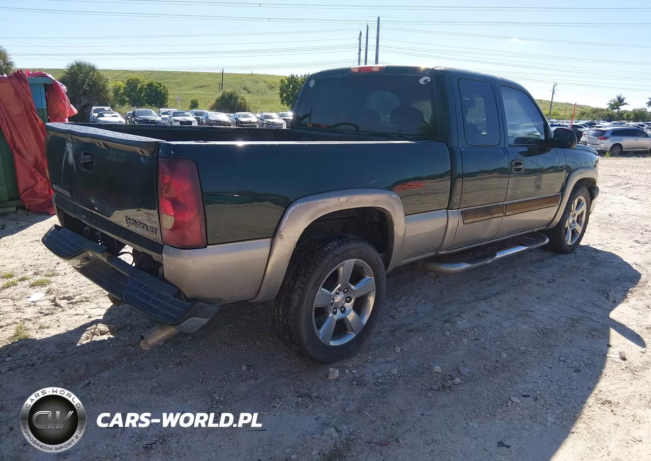 2003 Chevrolet Silverado 1500 Ls VIN:2GCEC19TX31259152 - 4