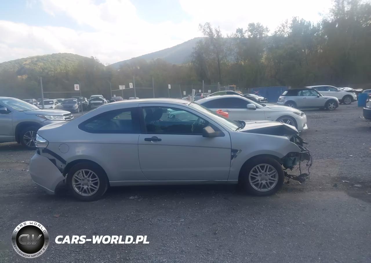 2008 Ford Focus Se-Ses VIN:1FAHP33NX8W247967 - 13