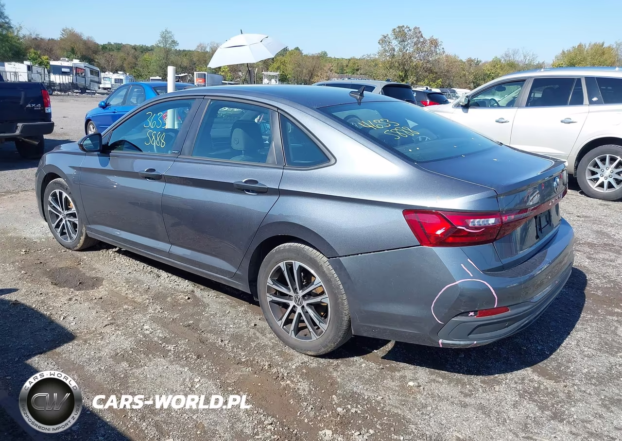 2025 Volkswagen Jetta 1.5T Sport VIN:3VWBX7BU6SM012714 - 3