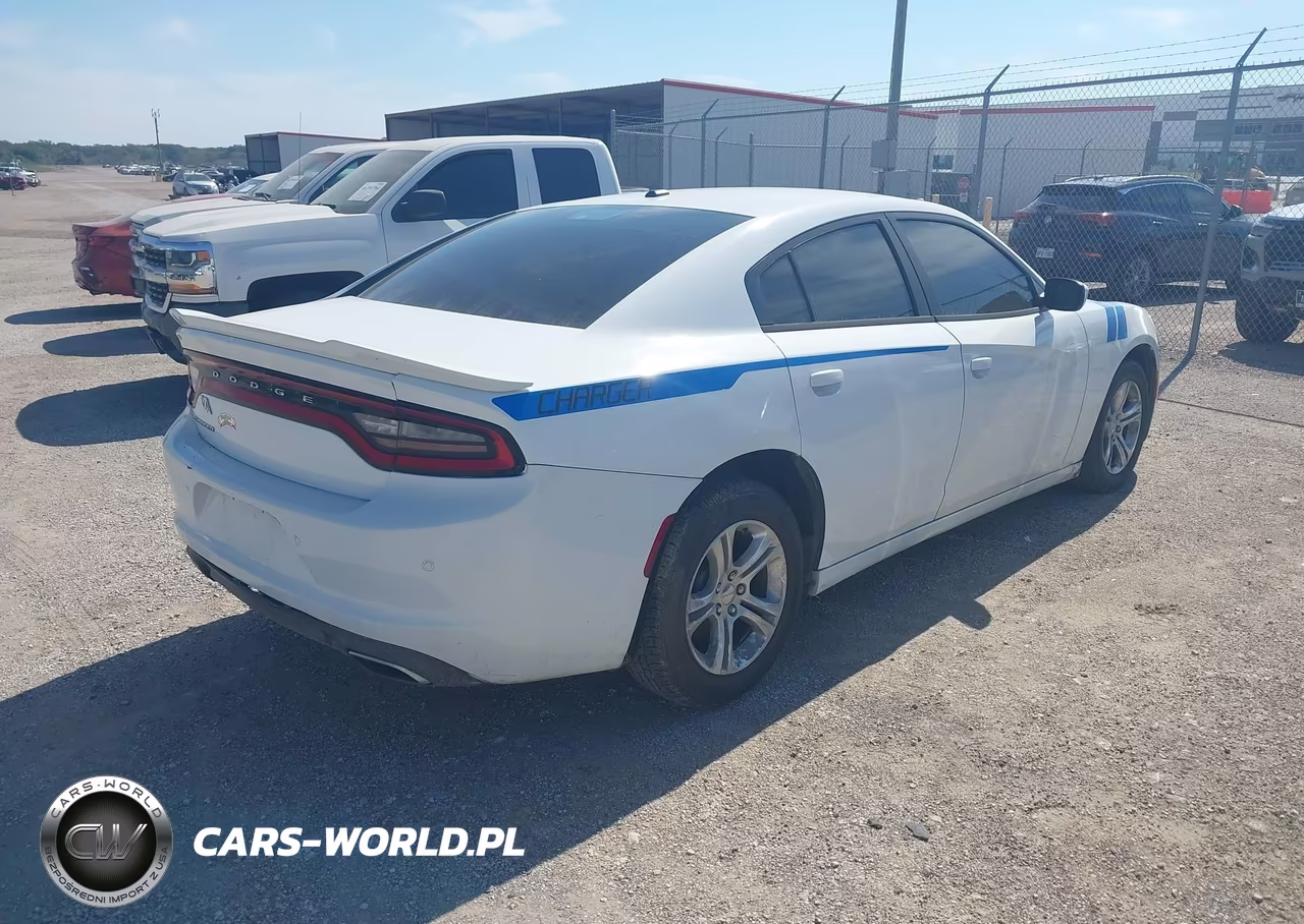 2015 Dodge Charger Se VIN:2C3CDXBG7FH858451 - 4