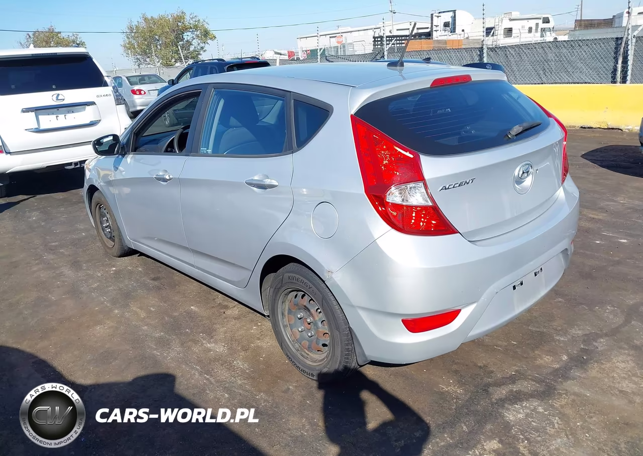 2015 Hyundai Accent Gs VIN:KMHCT5AE1FU227173 - 3