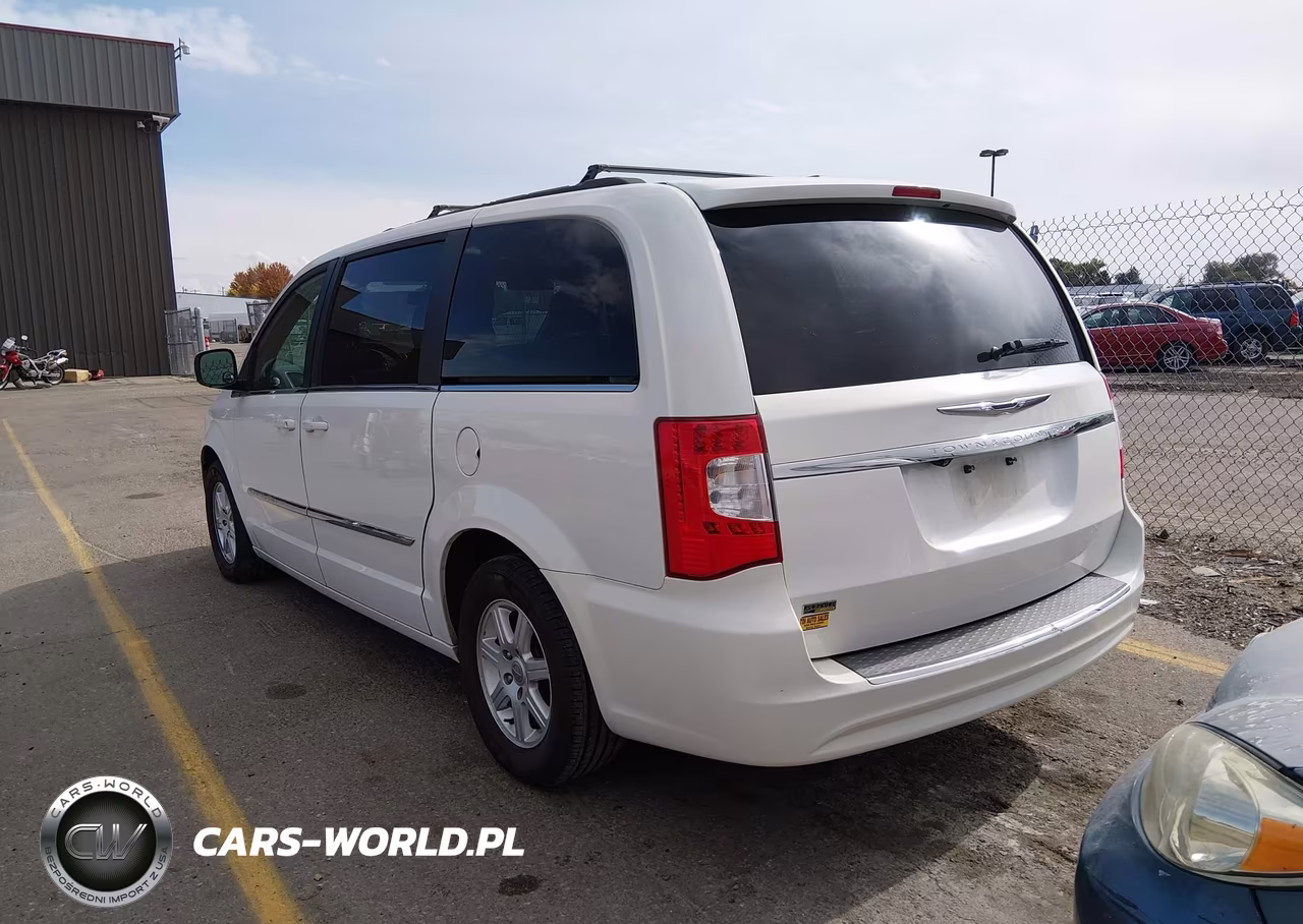 2012 Chrysler Town & Country Touring VIN:2C4RC1BG0CR368218 - 3