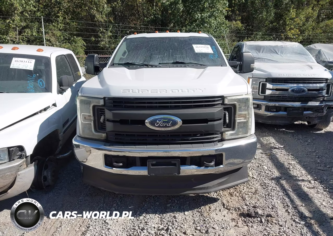 2018 Ford F350 Super Duty VIN:1FD8W3H61JEC21425 - 12