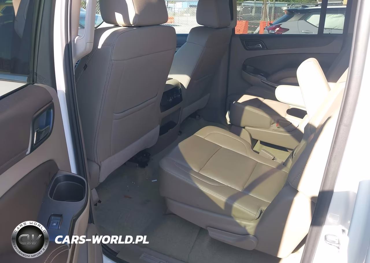 2016 Chevrolet Suburban Lt VIN:1GNSKHKC9GR474681 - 8