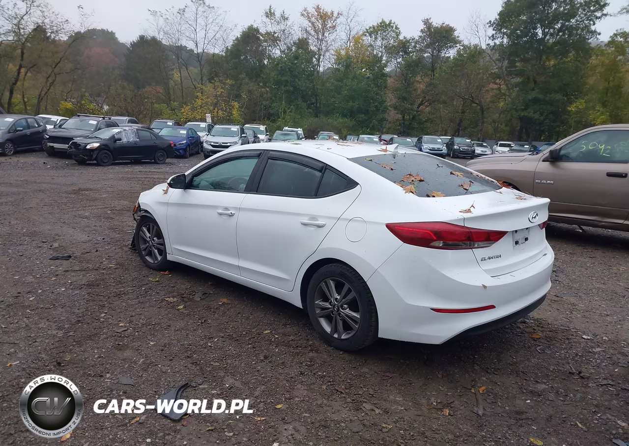 2017 Hyundai Elantra Se VIN:5NPD84LF4HH129679 - 3