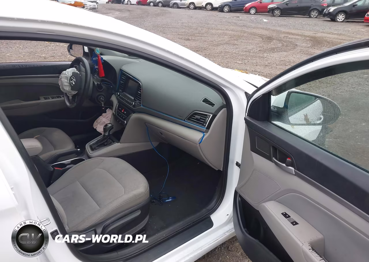 2017 Hyundai Elantra Se VIN:5NPD84LF4HH129679 - 5