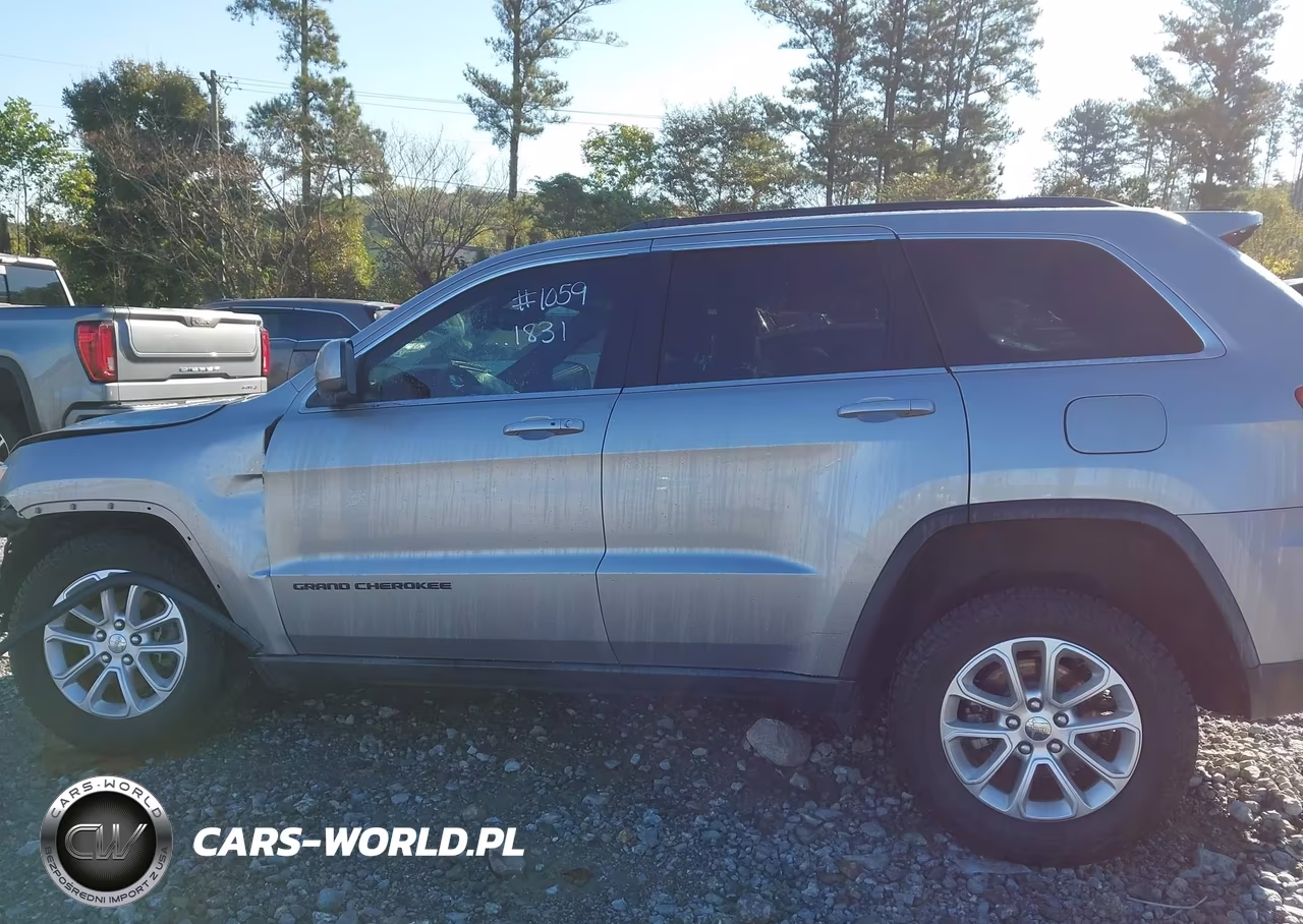 2014 Jeep Grand Cherokee Laredo VIN:1C4RJFAGXEC391831 - 14