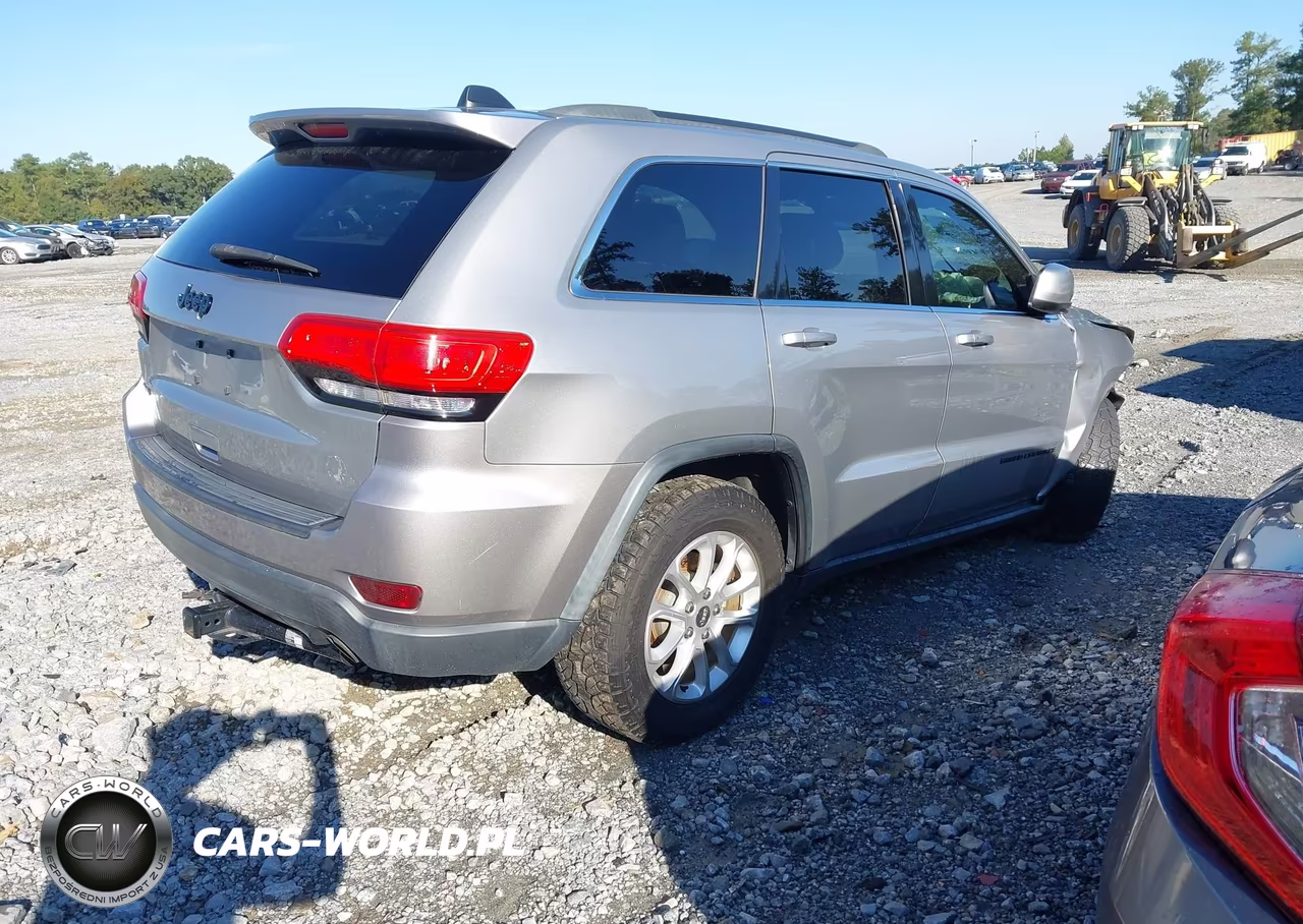 2014 Jeep Grand Cherokee Laredo VIN:1C4RJFAGXEC391831 - 4