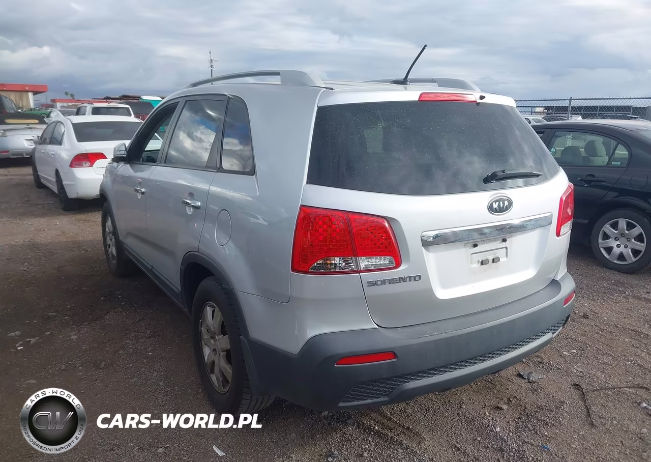 2012 Kia Sorento Lx V6 VIN:5XYKT4A2XCG197779 - 3