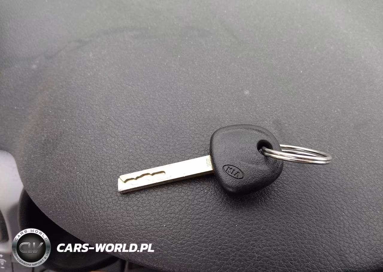 2020 Kia Rio S VIN:3KPA24AD8LE273514 - 11