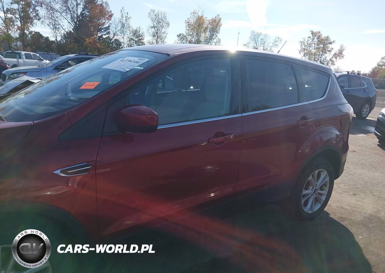 2017 Ford Escape Se VIN:1FMCU9GD8HUA12184 - 14
