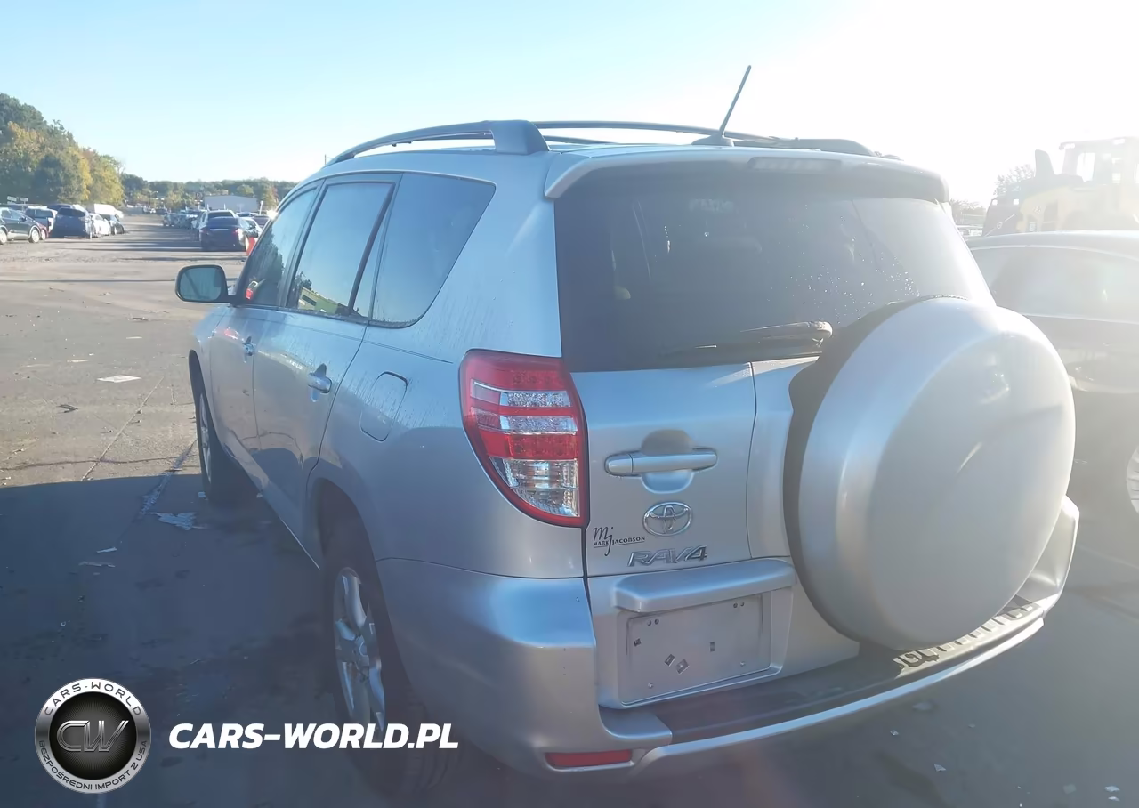 2011 Toyota Rav4 VIN:2T3ZF4DV5BW064343 - 3