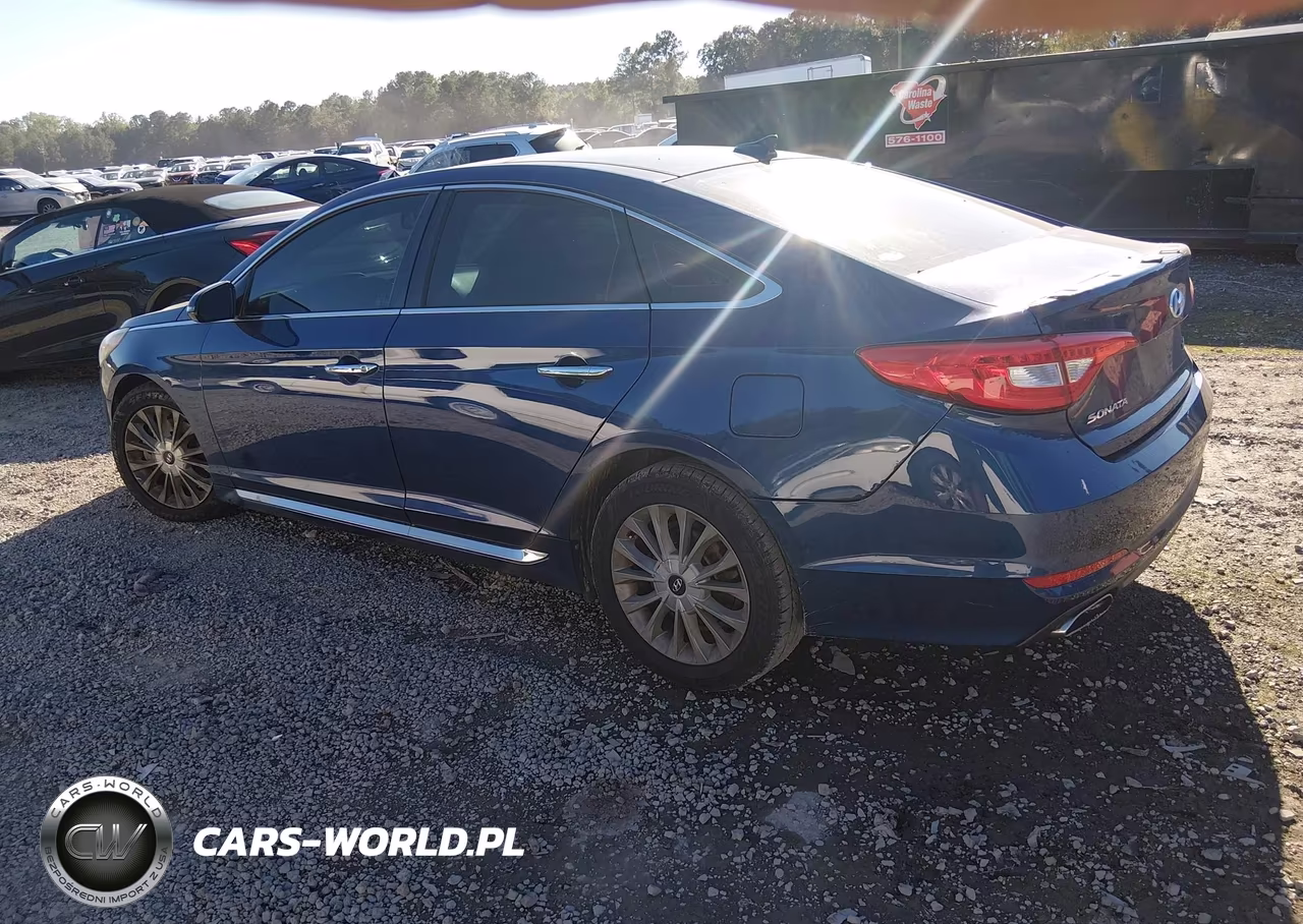 2015 Hyundai Sonata Limited VIN:5NPE34AFXFH018668 - 3