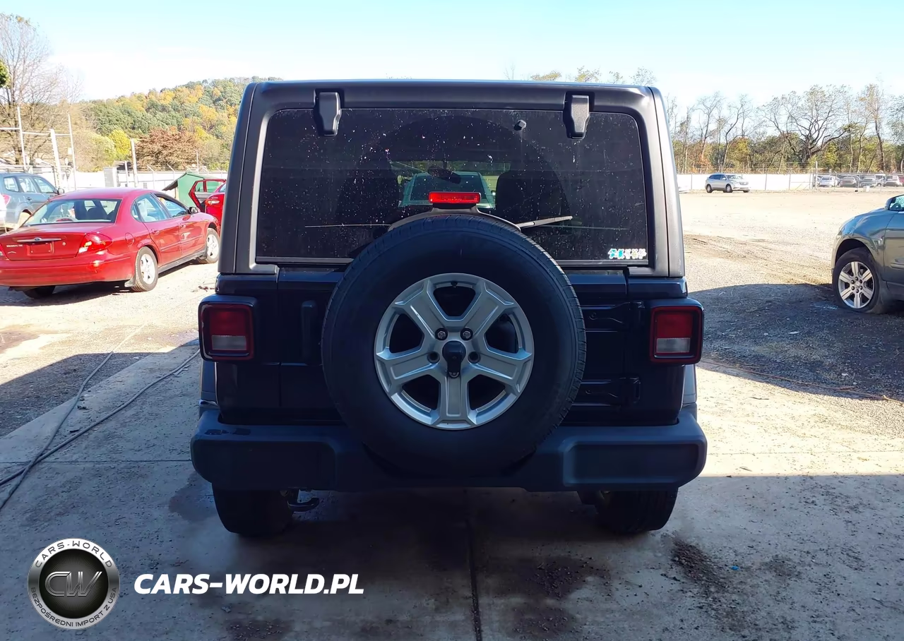 2021 Jeep Wrangler Unlimited Sport S 4X4 VIN:1C4HJXDG2MW503127 - 17