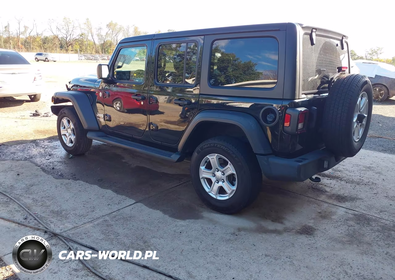 2021 Jeep Wrangler Unlimited Sport S 4X4 VIN:1C4HJXDG2MW503127 - 3