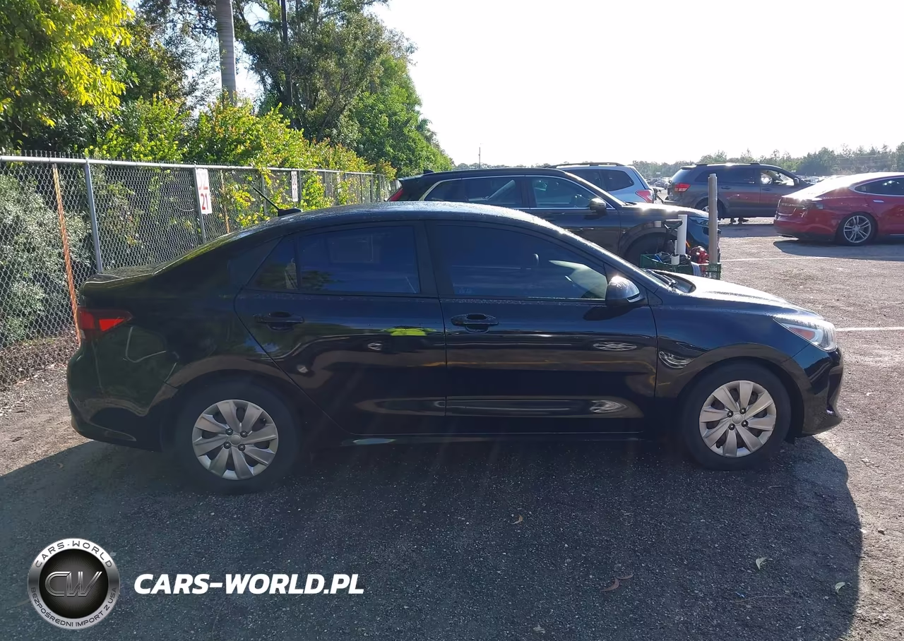 2018 Kia Rio Lx-S VIN:3KPA24ABXJE098002 - 13