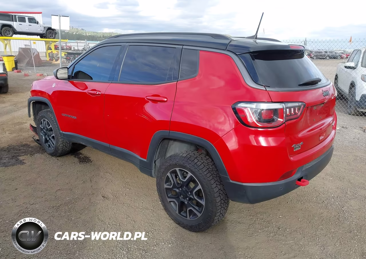 2018 Jeep Compass Trailhawk 4X4 VIN:3C4NJDDB0JT482625 - 3
