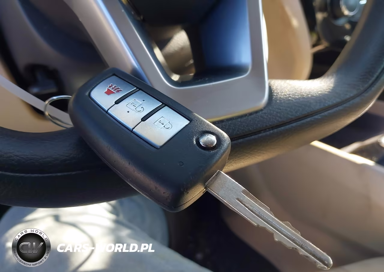 2017 Nissan Rogue S VIN:KNMAT2MV9HP538647 - 11
