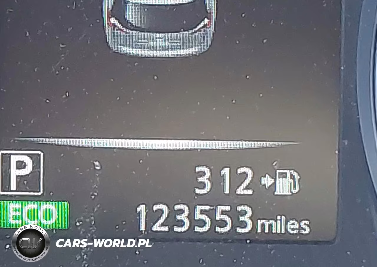 2017 Nissan Rogue S VIN:KNMAT2MV9HP538647 - 16