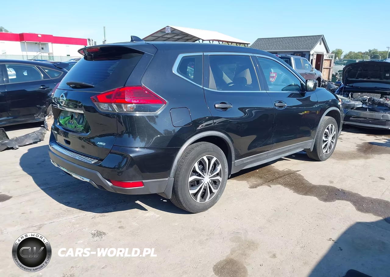 2017 Nissan Rogue S VIN:KNMAT2MV9HP538647 - 4