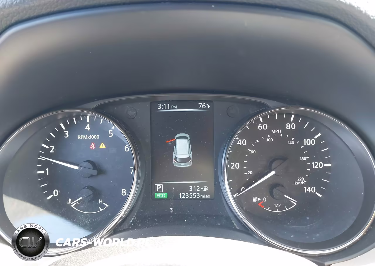 2017 Nissan Rogue S VIN:KNMAT2MV9HP538647 - 7