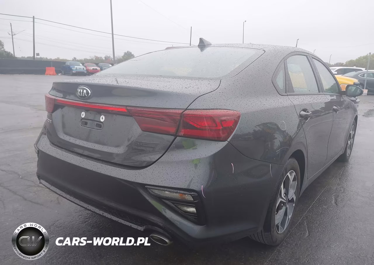 2021 Kia Forte Lxs VIN:3KPF24AD4ME413243 - 4