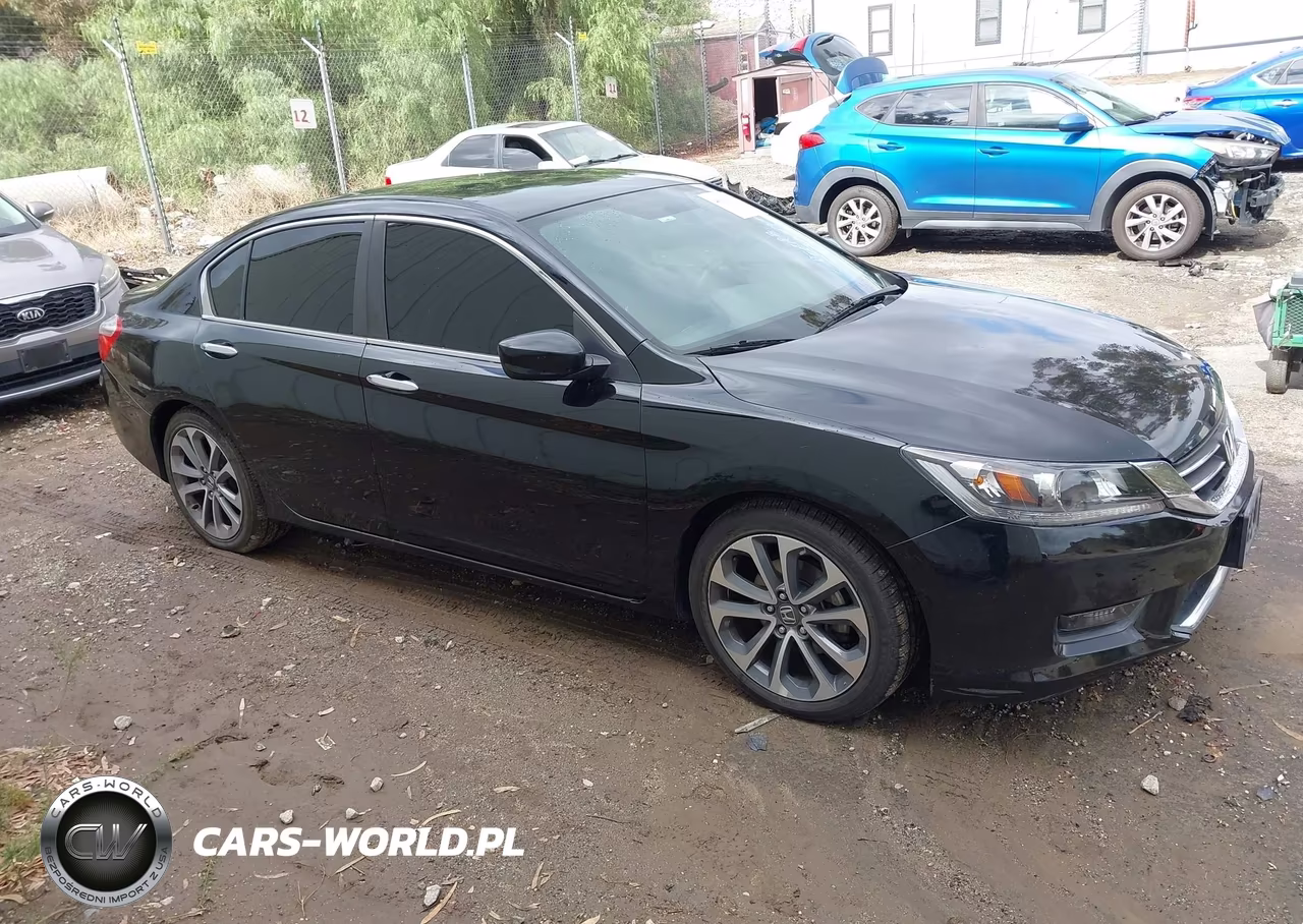 2015 Honda Accord Sport VIN:1HGCR2F52FA002693 - 13
