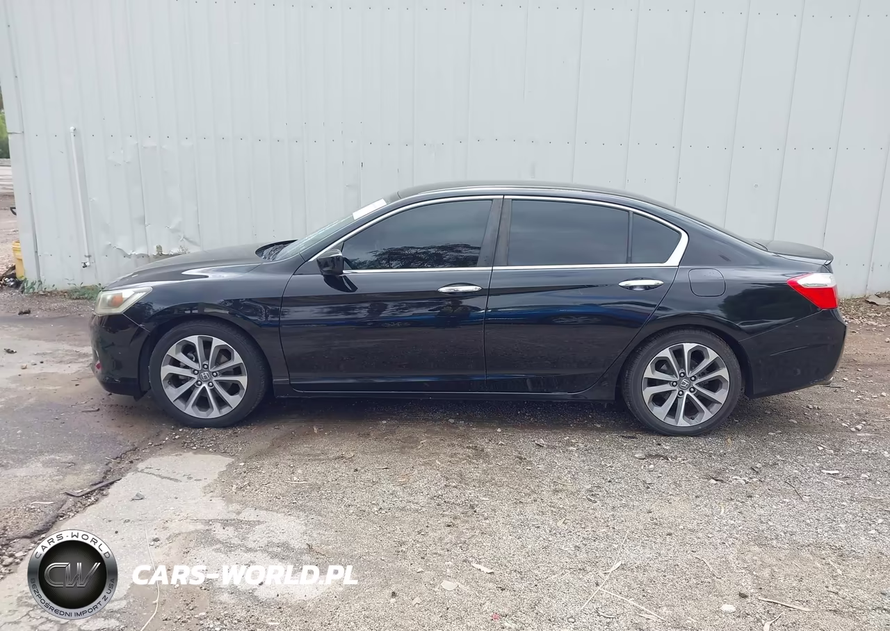 2015 Honda Accord Sport VIN:1HGCR2F52FA002693 - 14