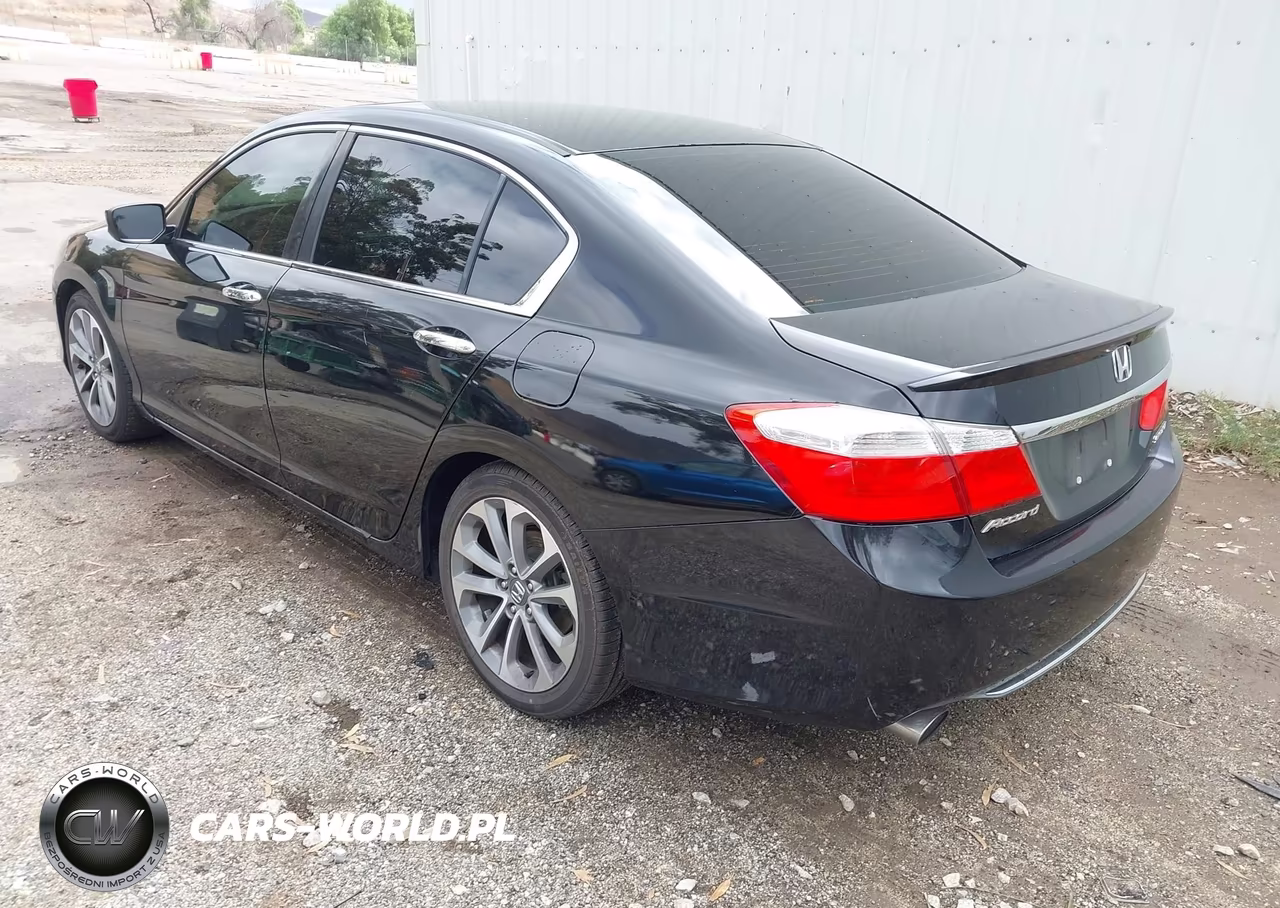 2015 Honda Accord Sport VIN:1HGCR2F52FA002693 - 3