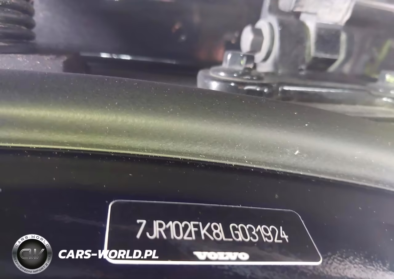 2020 Volvo S60 T5 Momentum VIN:7JR102FK8LG031924 - 9