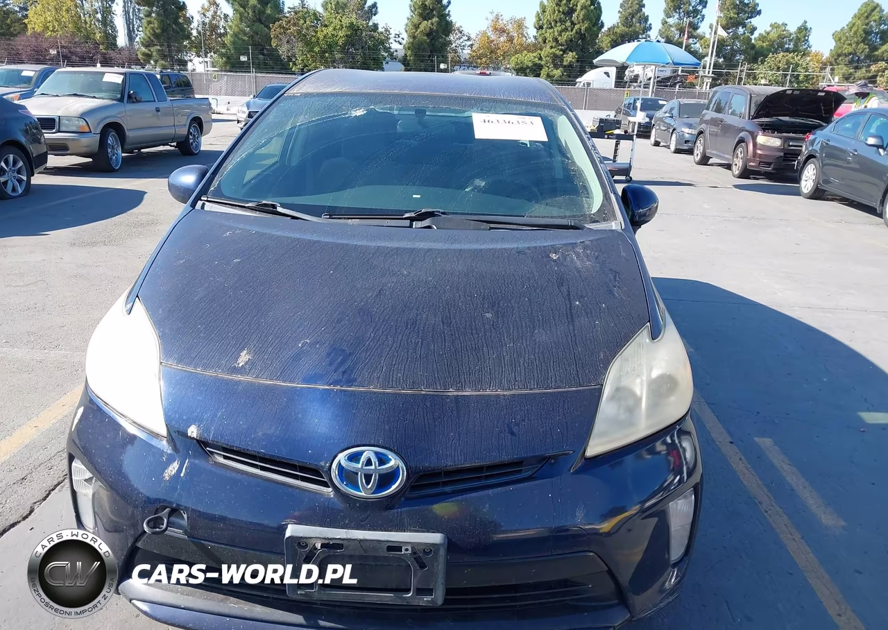 2012 Toyota Prius Two VIN:JTDKN3DU7C1563568 - 12