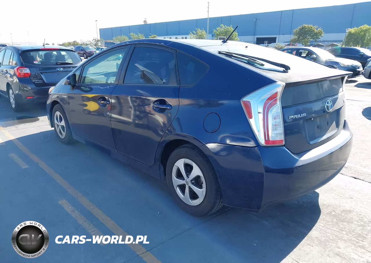 2012 Toyota Prius Two VIN:JTDKN3DU7C1563568 - 3