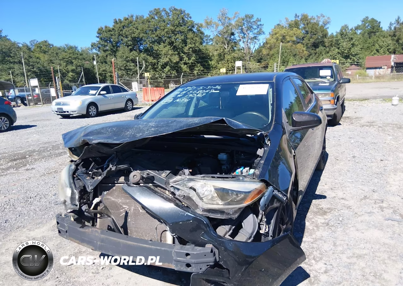 2016 Toyota Corolla Le VIN:2T1BURHE2GC558028 - 6