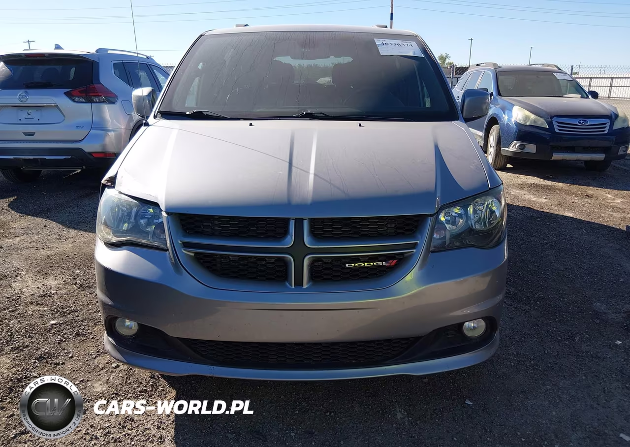 2018 Dodge Grand Caravan Gt VIN:2C4RDGEG8JR318756 - 12