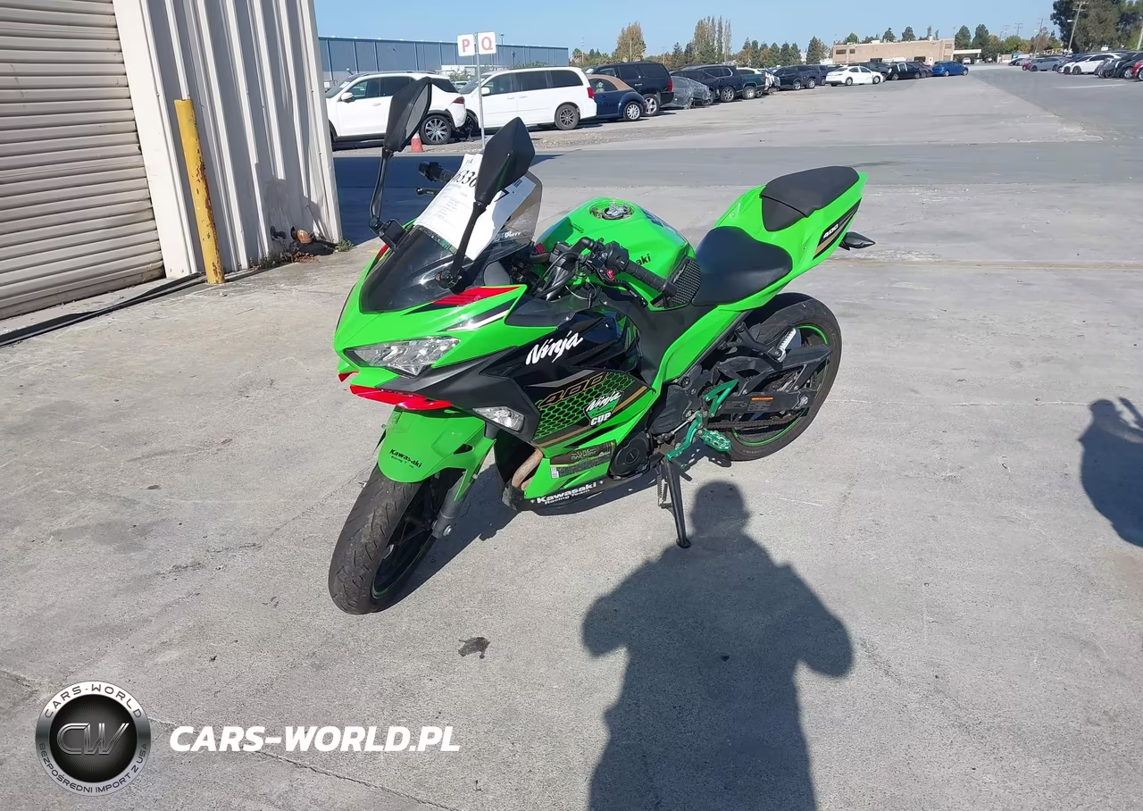 2020 Kawasaki Ex400 VIN:JKAEXKG10LDA67414 - 2