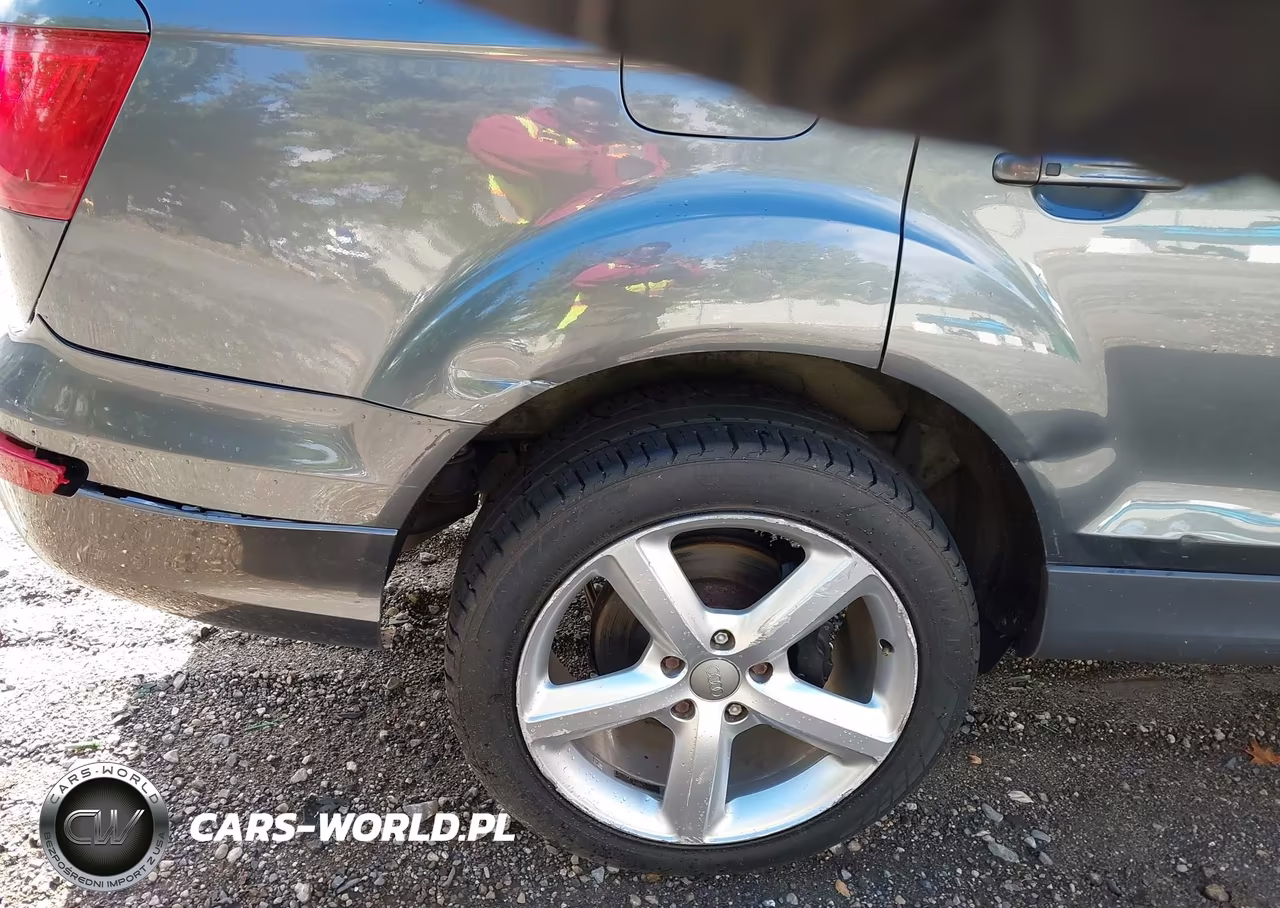 2013 Audi Q7 3.0T S Line Prestige VIN:WA1DGAFE2DD001388 - 6