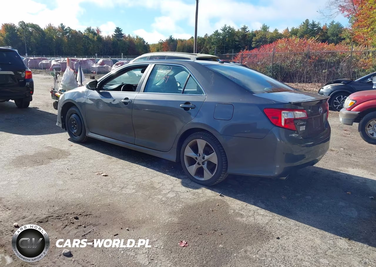 2012 Toyota Camry Se V6 VIN:4T1BK1FK6CU008226 - 3