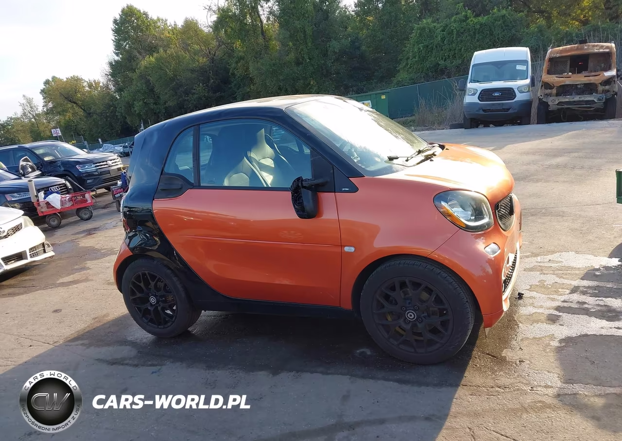 2016 Smart Fortwo Prime VIN:WMEFJ5DA2GK049661 - 13