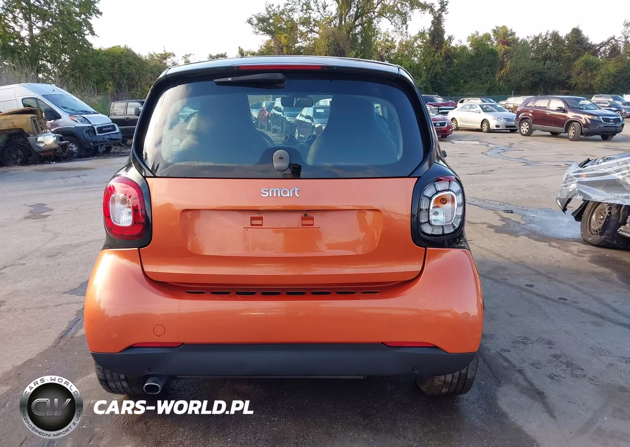 2016 Smart Fortwo Prime VIN:WMEFJ5DA2GK049661 - 18