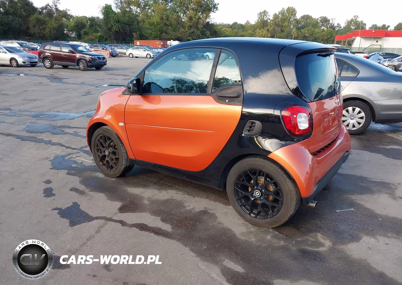 2016 Smart Fortwo Prime VIN:WMEFJ5DA2GK049661 - 3