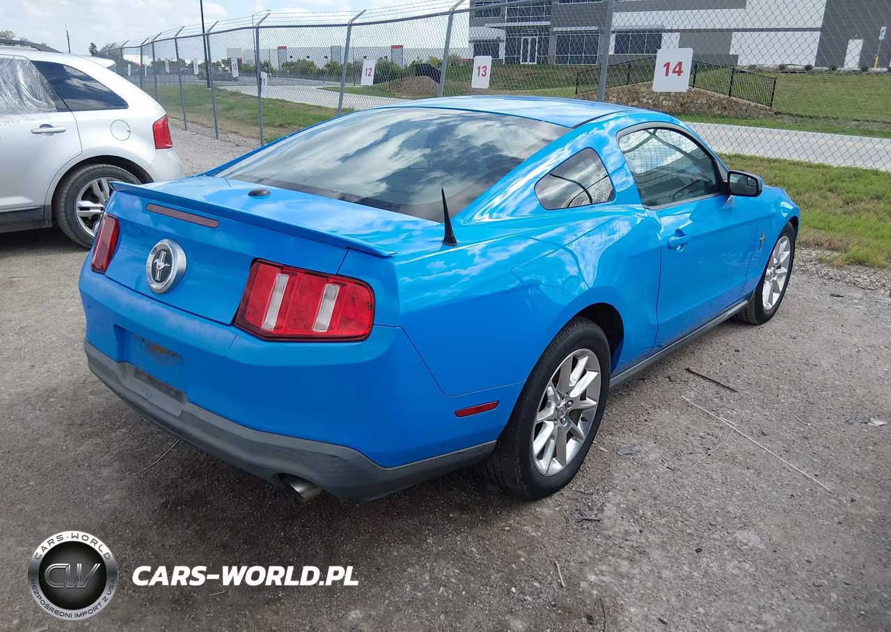2011 Ford Mustang V6 Premium VIN:1ZVBP8AM5B5103373 - 4