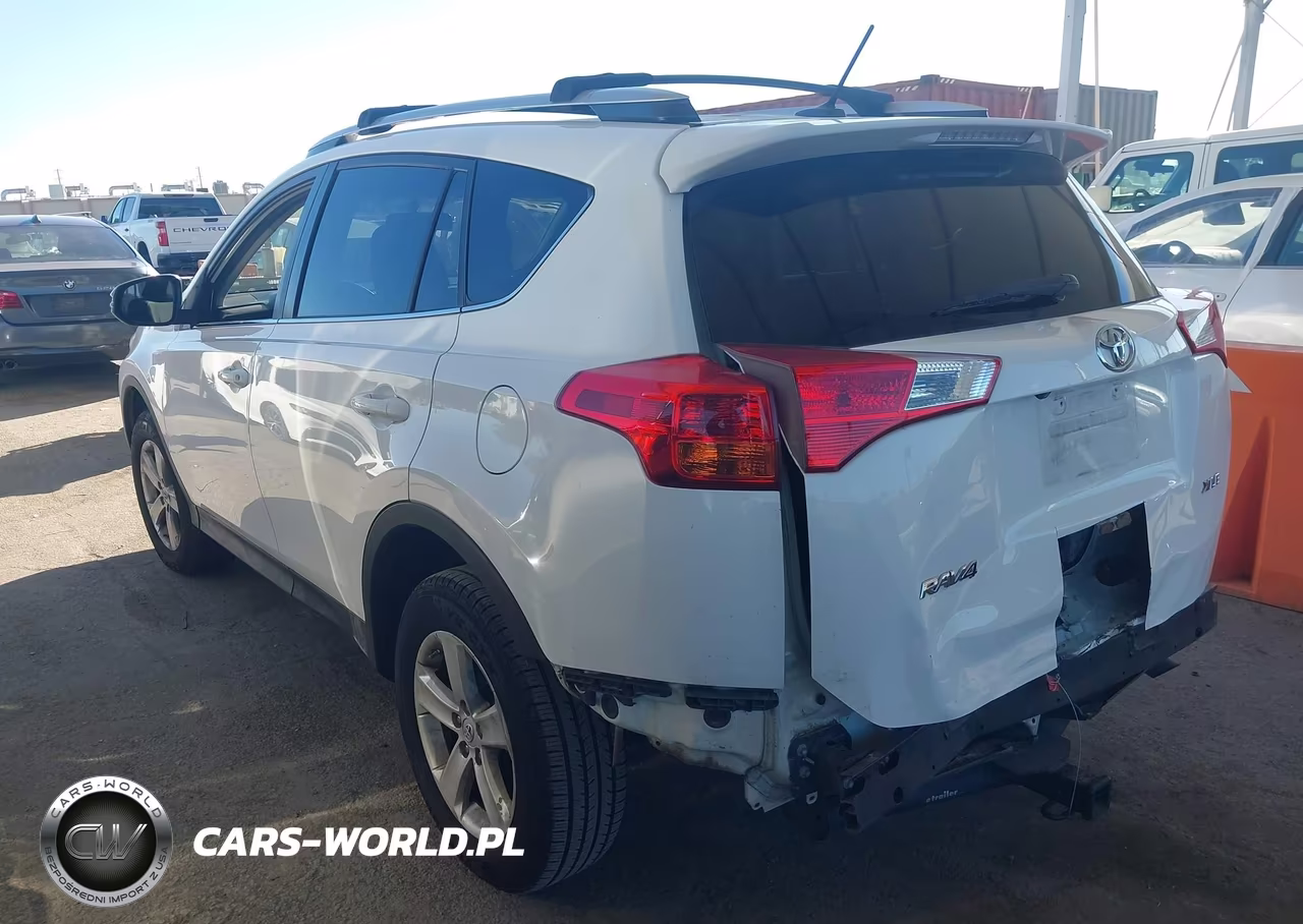 2014 Toyota Rav4 Xle VIN:JTMWFREV3EJ007818 - 3